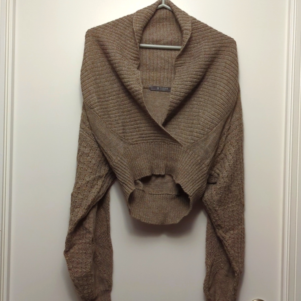 Tiger of Sweden Sweater. High cut SweaterSize M.